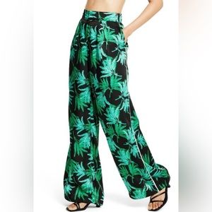 Fe Noel Feathered Palm Print Wide Legged Pants- Fe Noel x Target- Size Medium